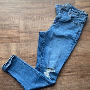 Universal Threads Jeans